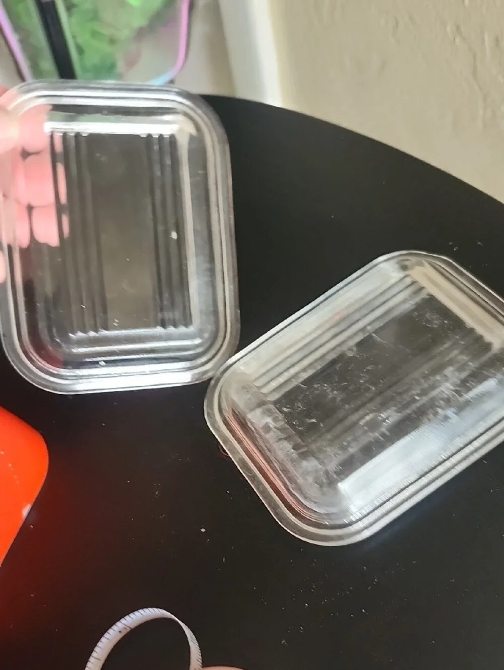 Set of 2 Pyrex Vintage Glass Refrigerator Dishes with Lids - Picture 12 of 12